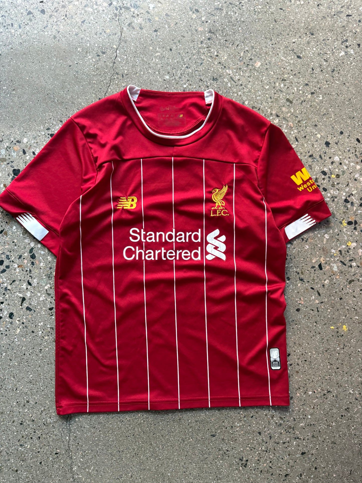 (S) Authentic liverpool kit (youth team player name)