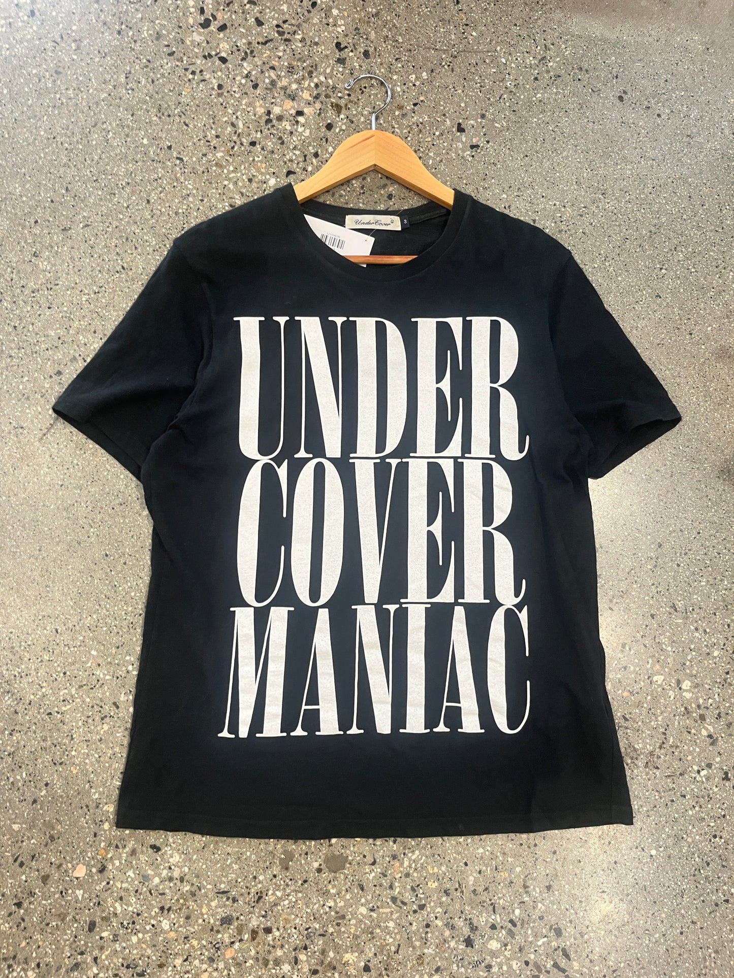 (M) Undercover Maniac Tee