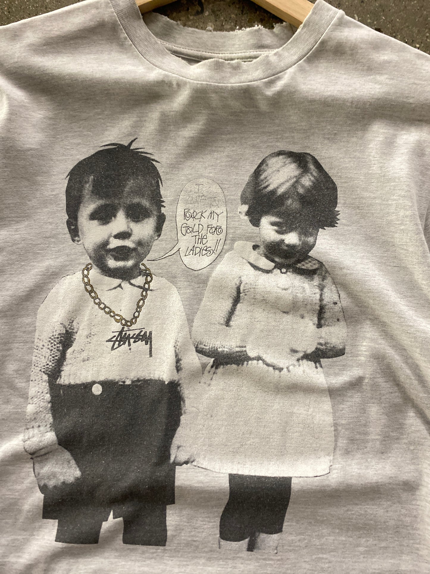(M) (theerzy.co) 1990s Stussy I love to rock my gold for the ladies Tee