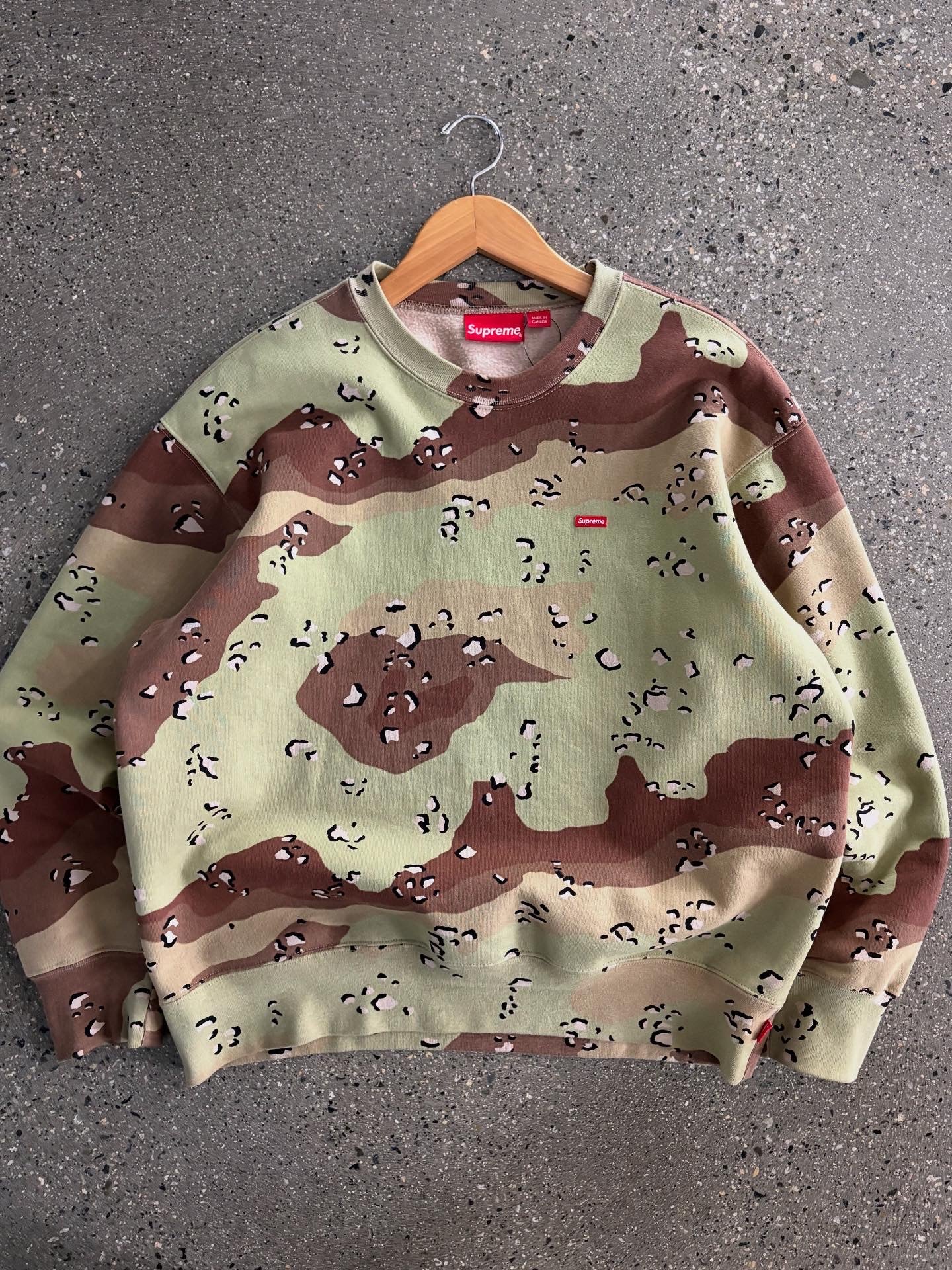 (M) Supreme Desert Camo Sweater