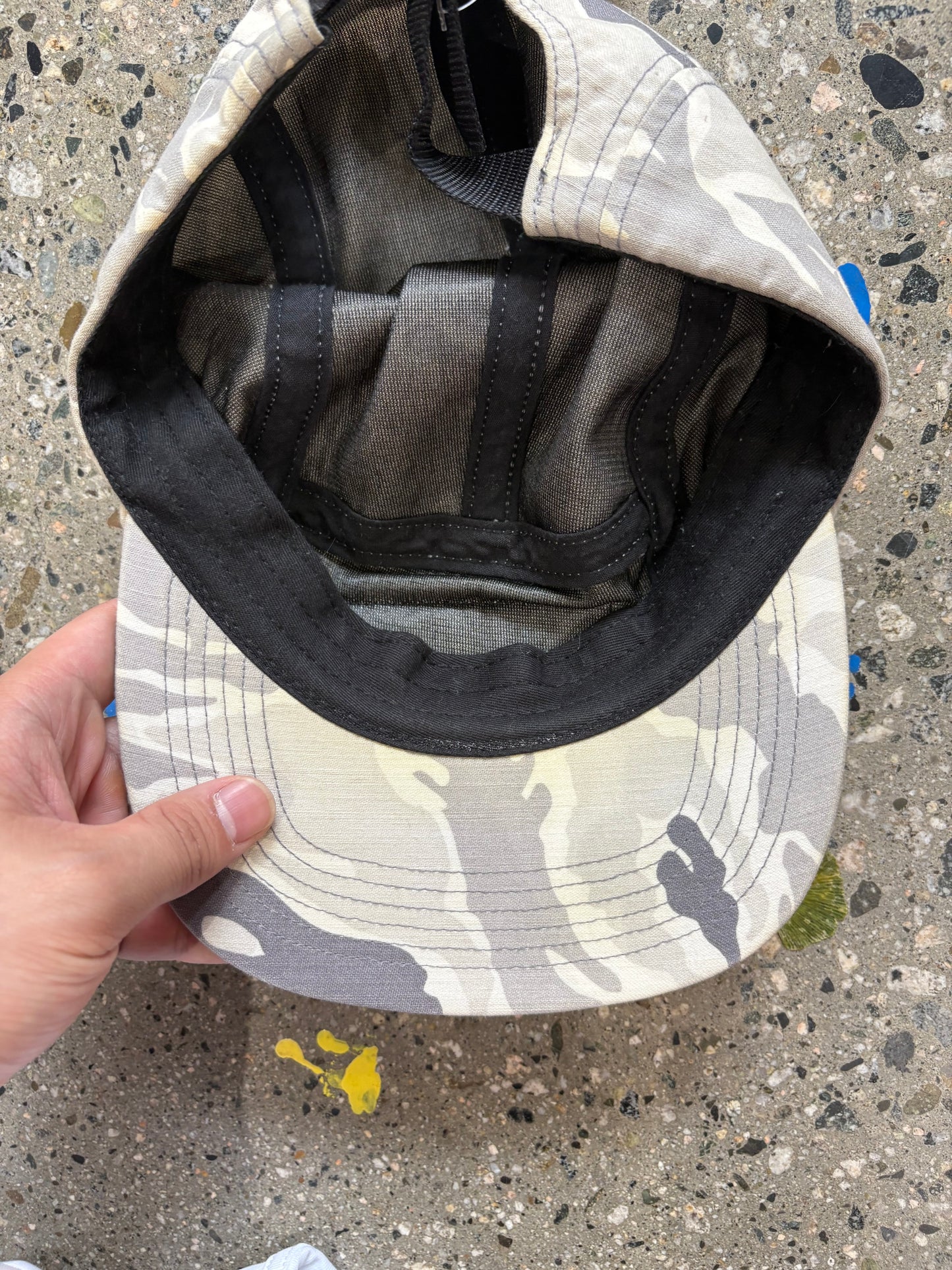 (OS) Supreme Camp Hat Camo ( as is )