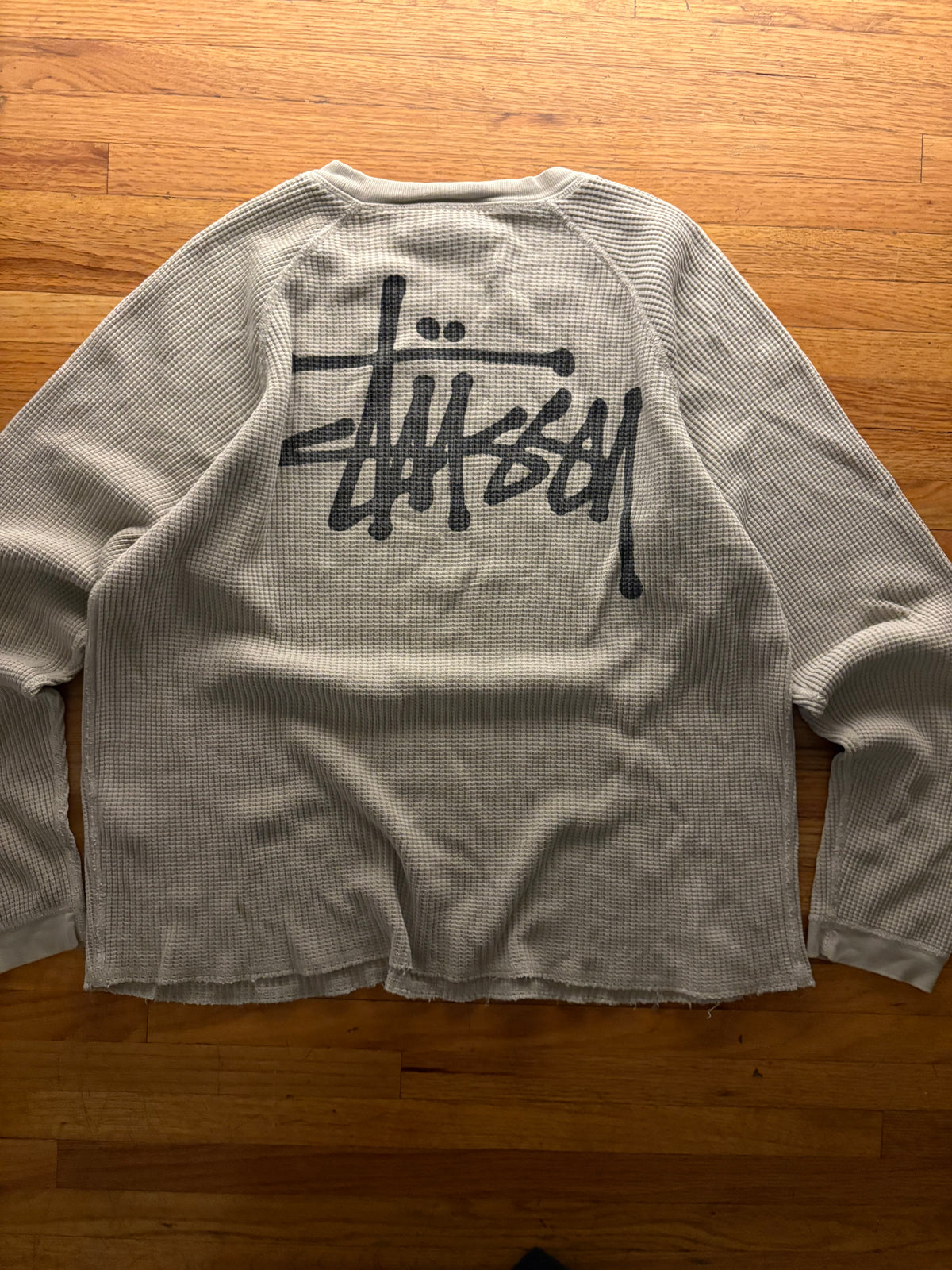 (M) Stussy Thermal Waffle Knit Longsleeve Beige