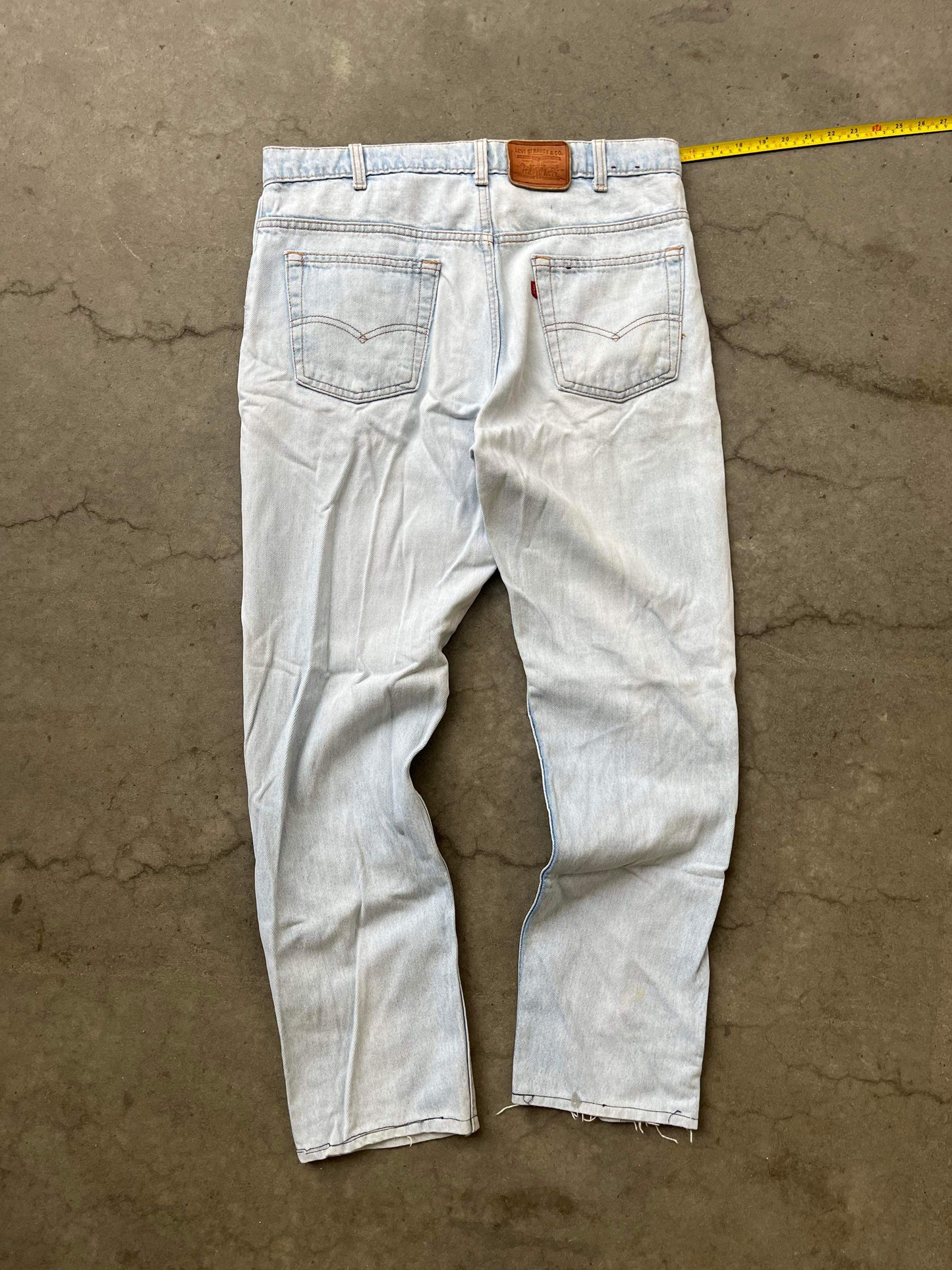 (32”) 80’s Sunfaded Levis Orange Tabs Light Wash Denim