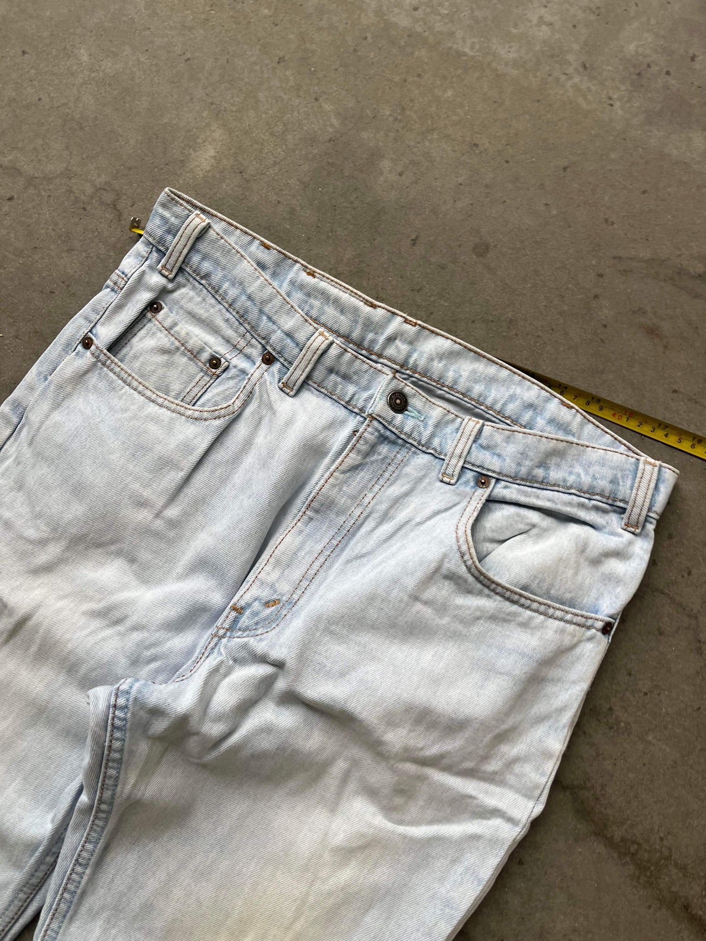 (32”) 80’s Sunfaded Levis Orange Tabs Light Wash Denim