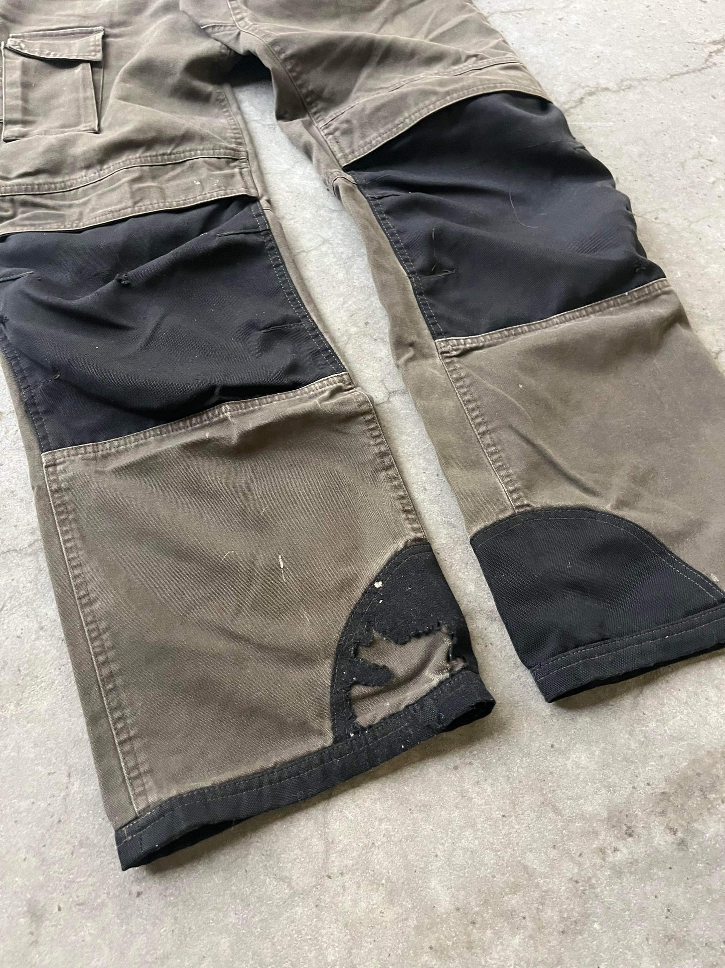 (32”) CAT Utility Workwear Carpenters