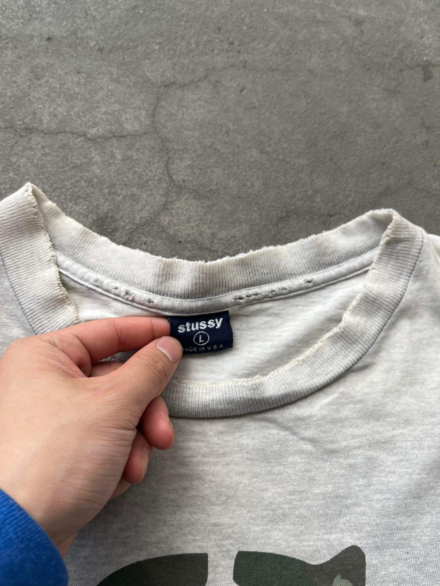 (L) 90’s Distressed Stussy S Tee