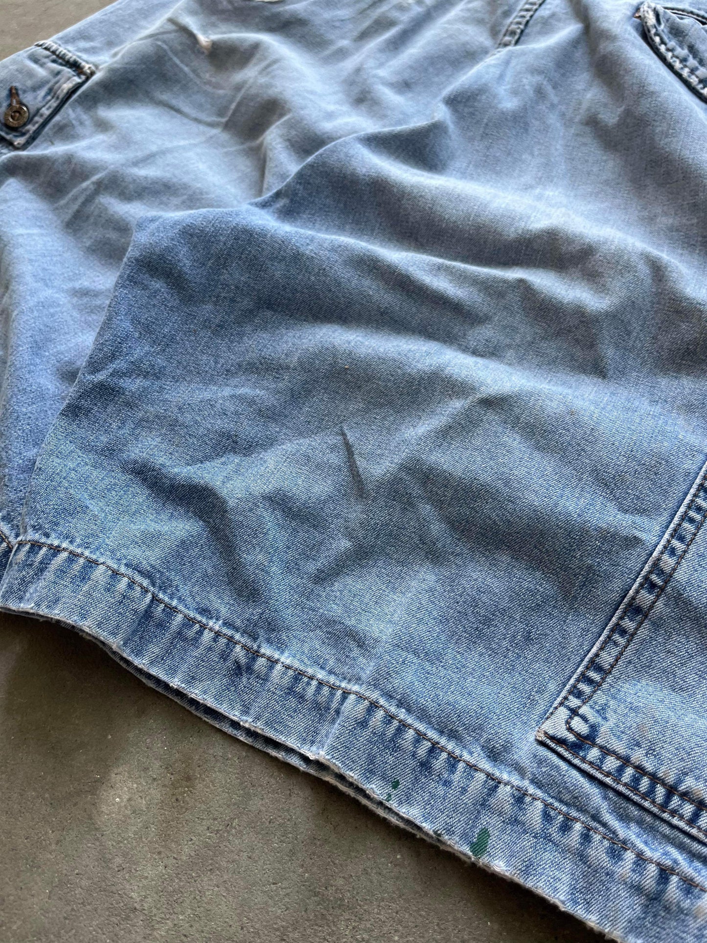 (36”) Levi’s Silver Tabs x Disney Jorts