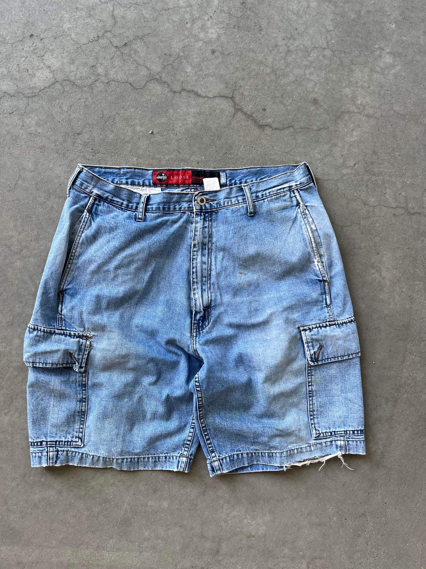 (36”) Levi’s Silver Tabs x Disney Jorts