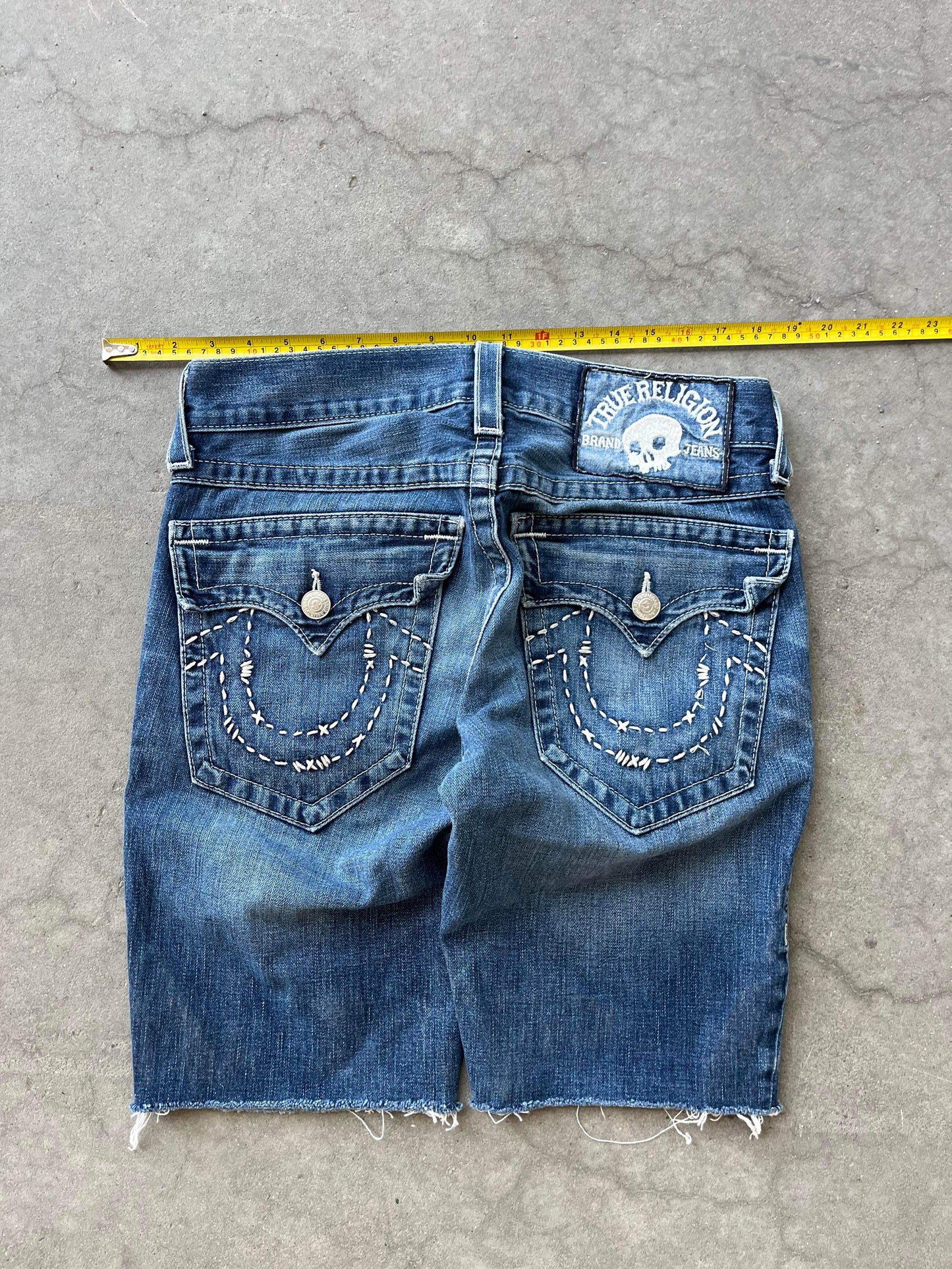 (30”) True Religion Cut Off Jorts