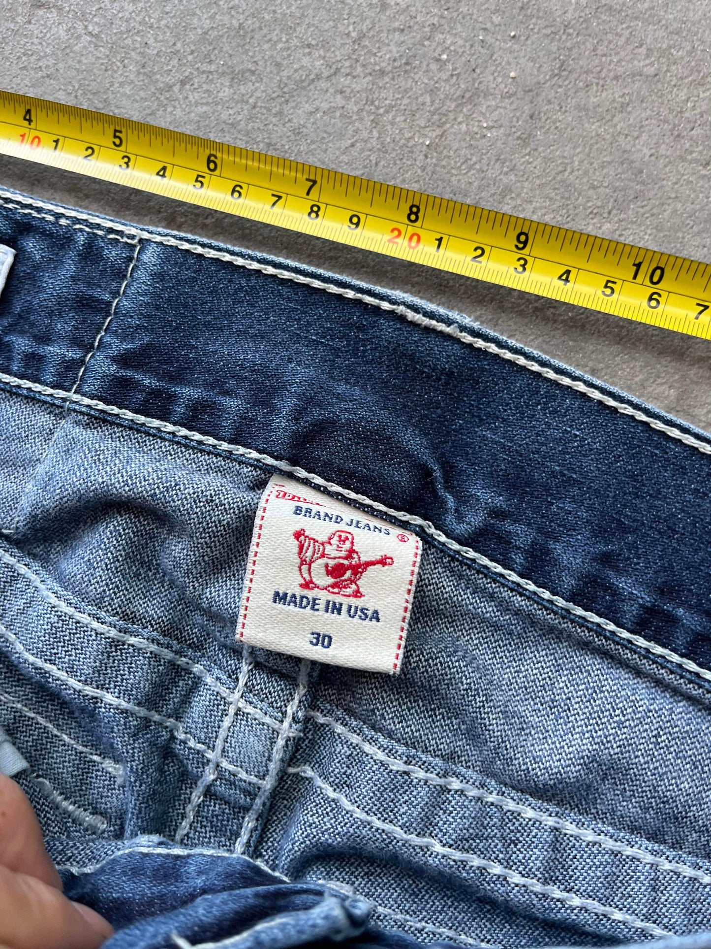 (30”) True Religion Cut Off Jorts