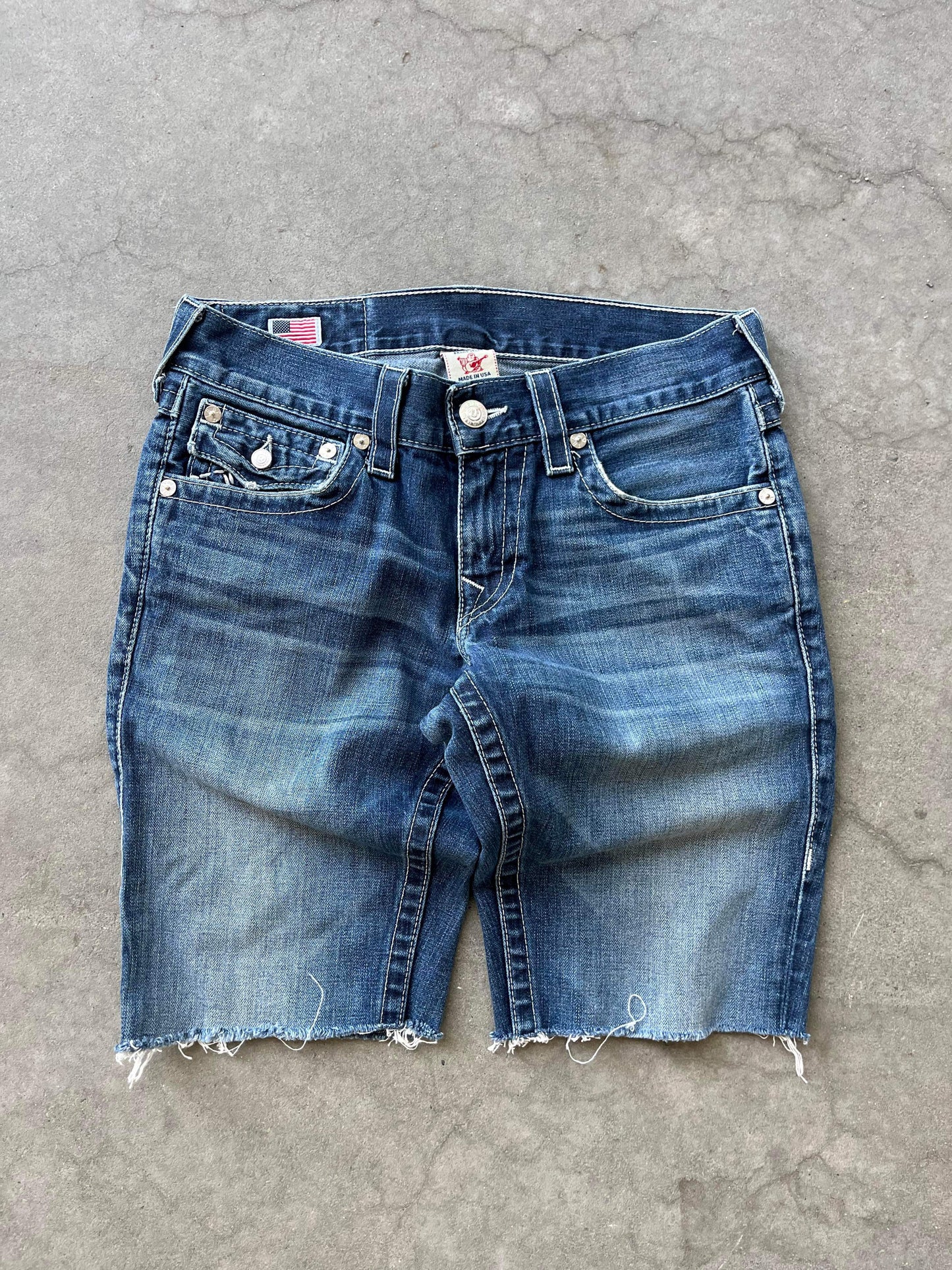 (30”) True Religion Cut Off Jorts