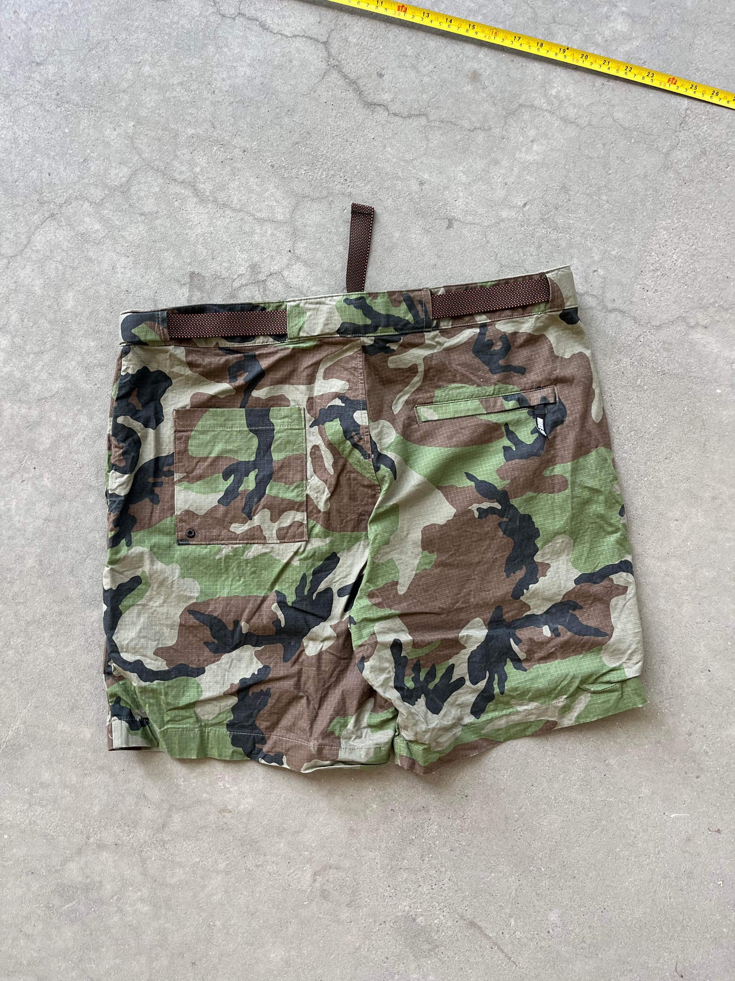(36”) Nike SB Camo Shorts