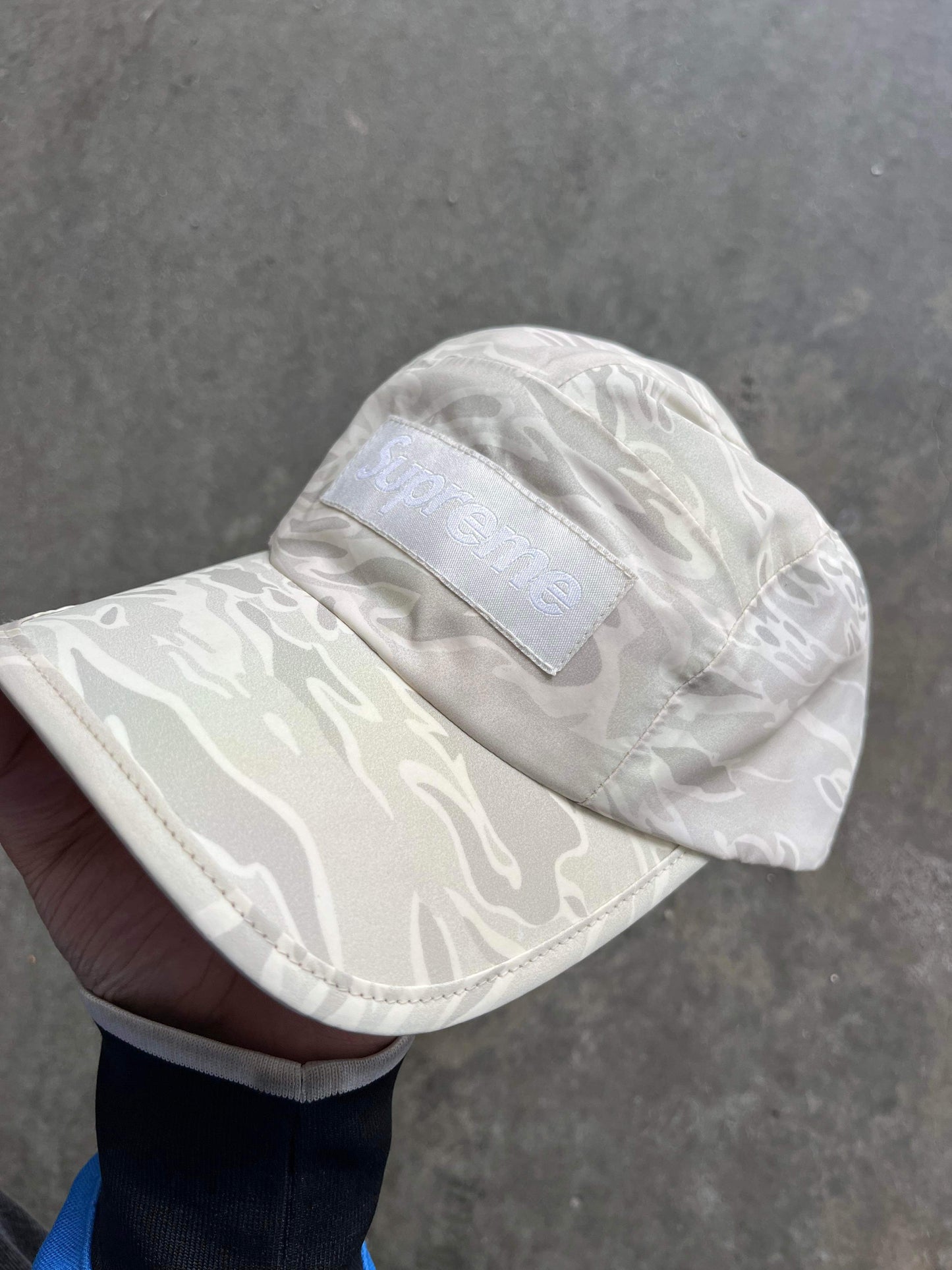 (OSFA) Supreme Tiger Camo Reflective Cap