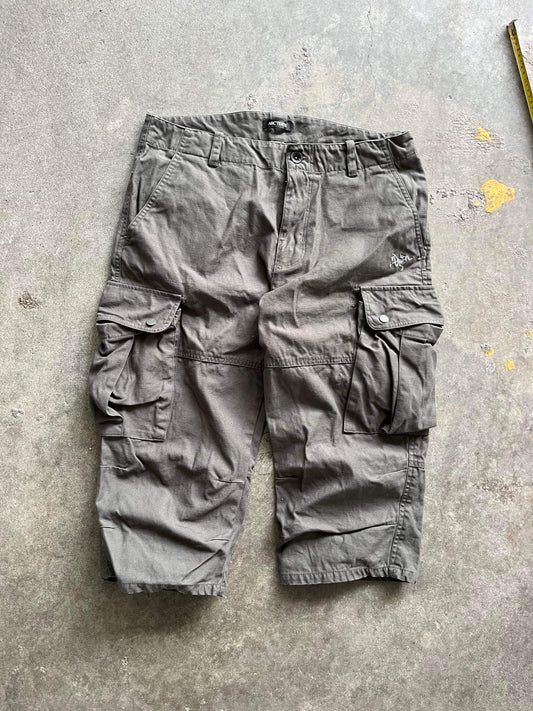 (36”) Arcteryx Mens Capri Style