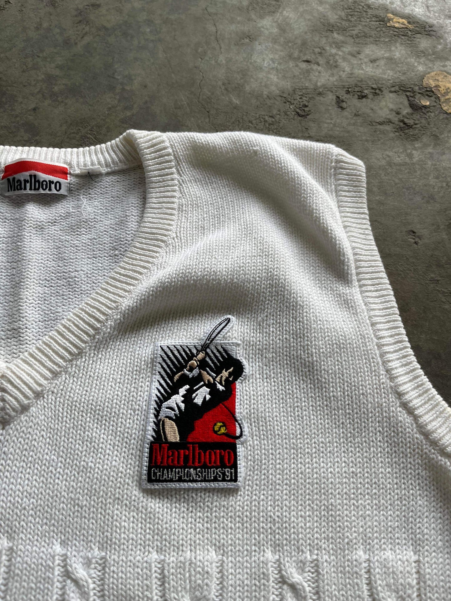(L) Vintage Marlboro Knitted Vest