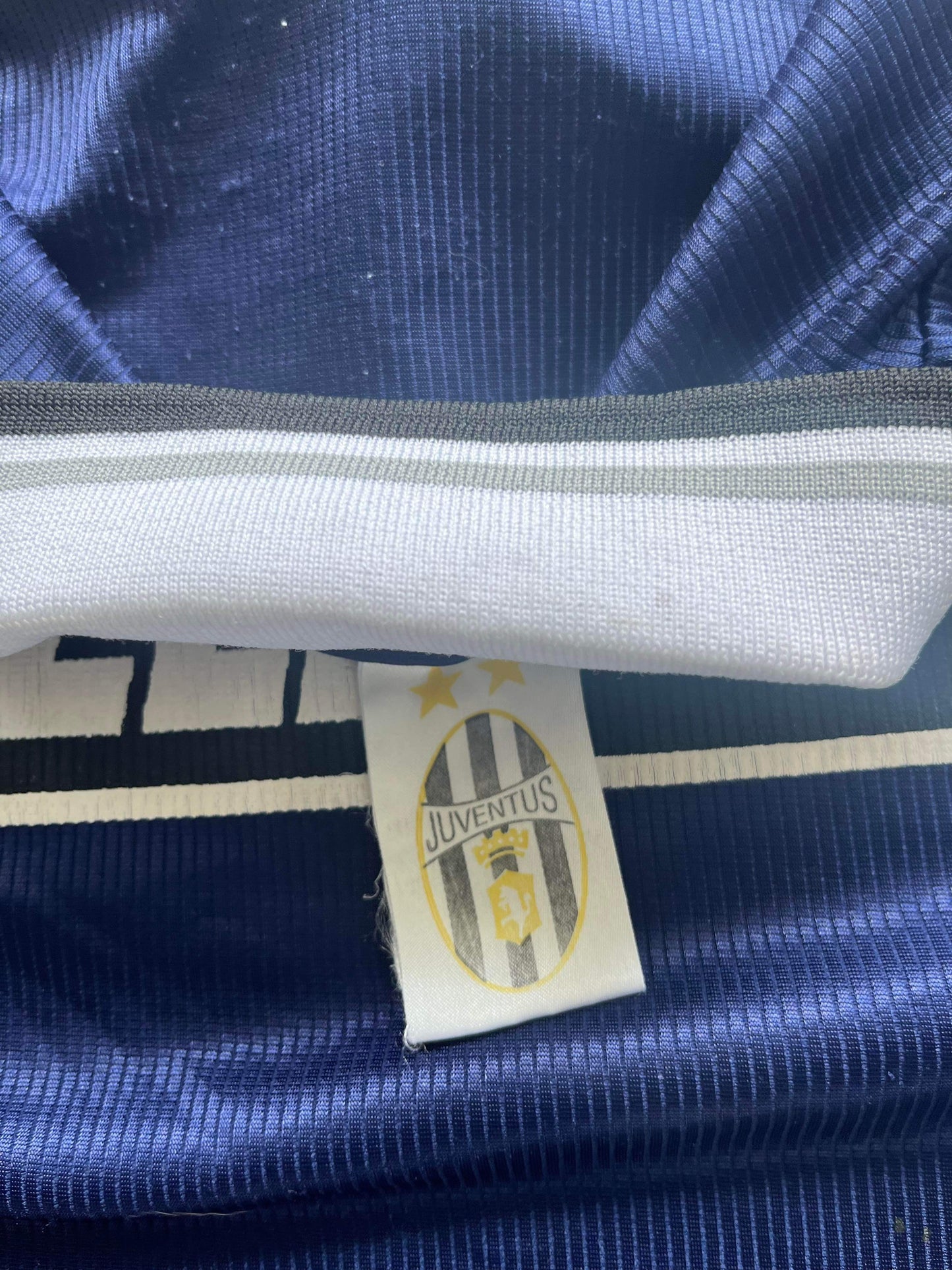 (L/XL) 2000-01 Juventus Kit