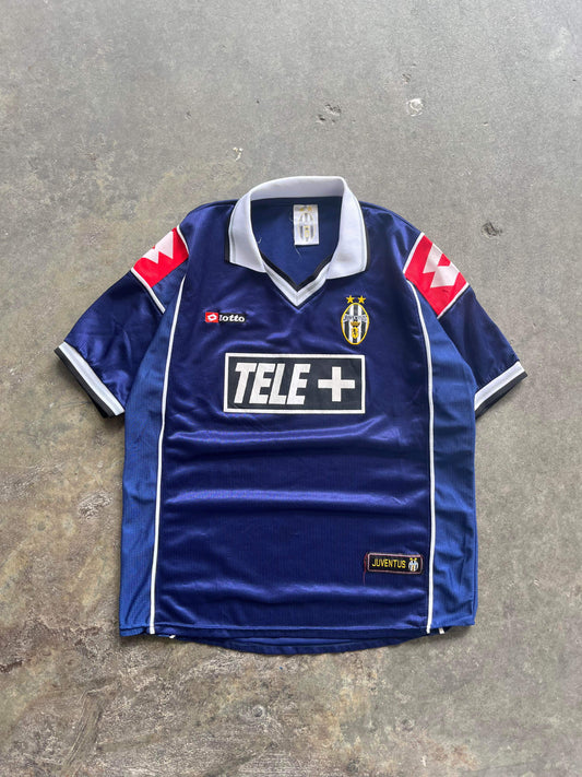 (L/XL) 2000-01 Juventus Kit