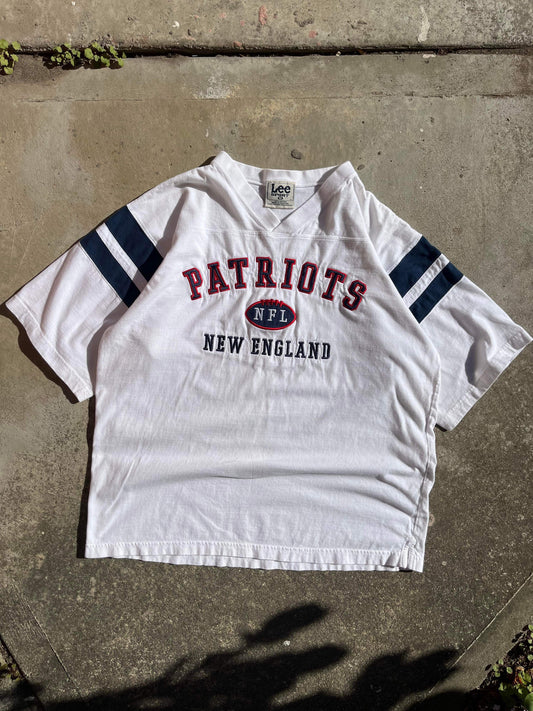 (M/L) Vintage Lee New England Patriots V Neck Tee