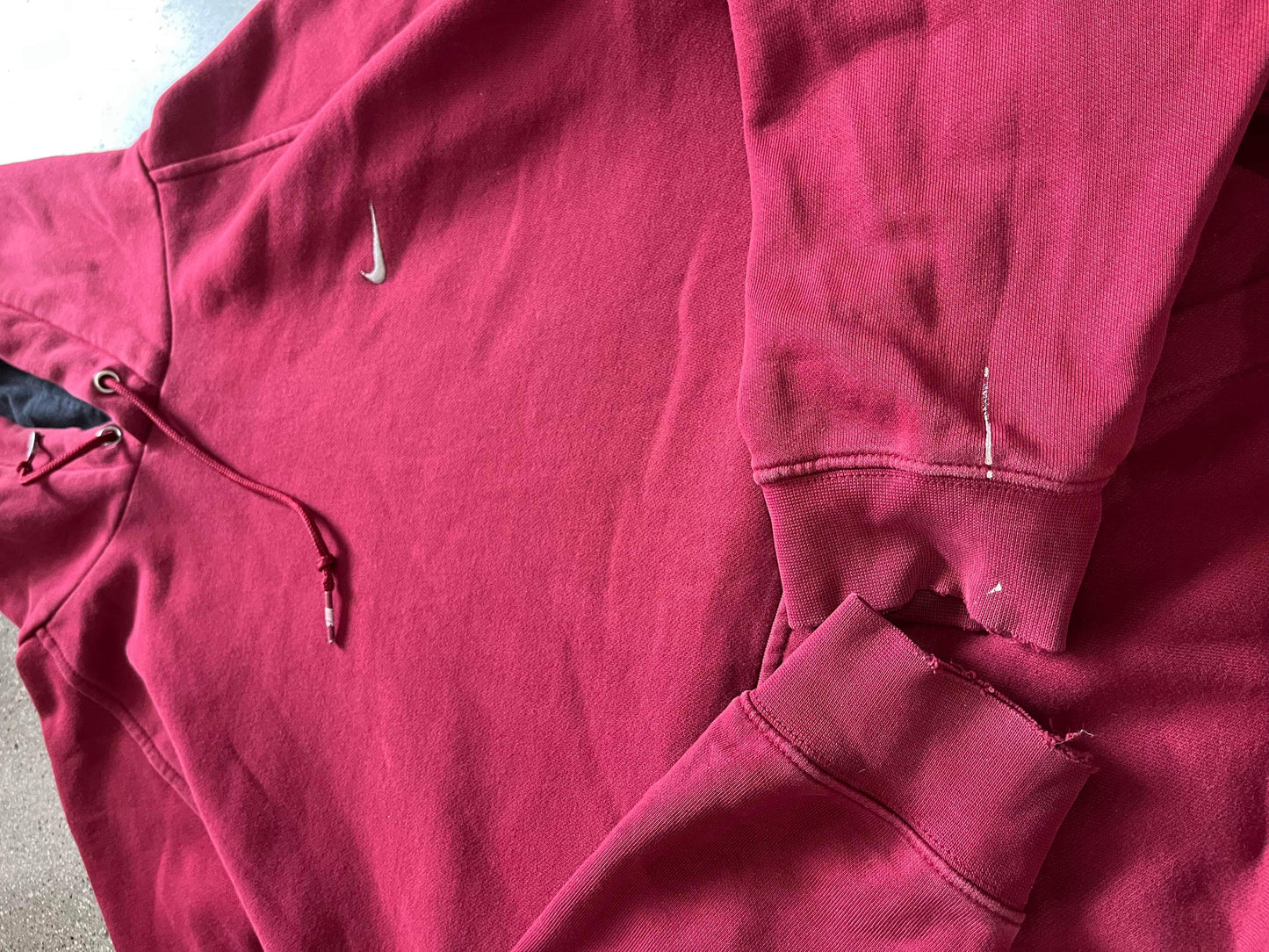 (XL/2X) 2000s Nike Red Hoodie