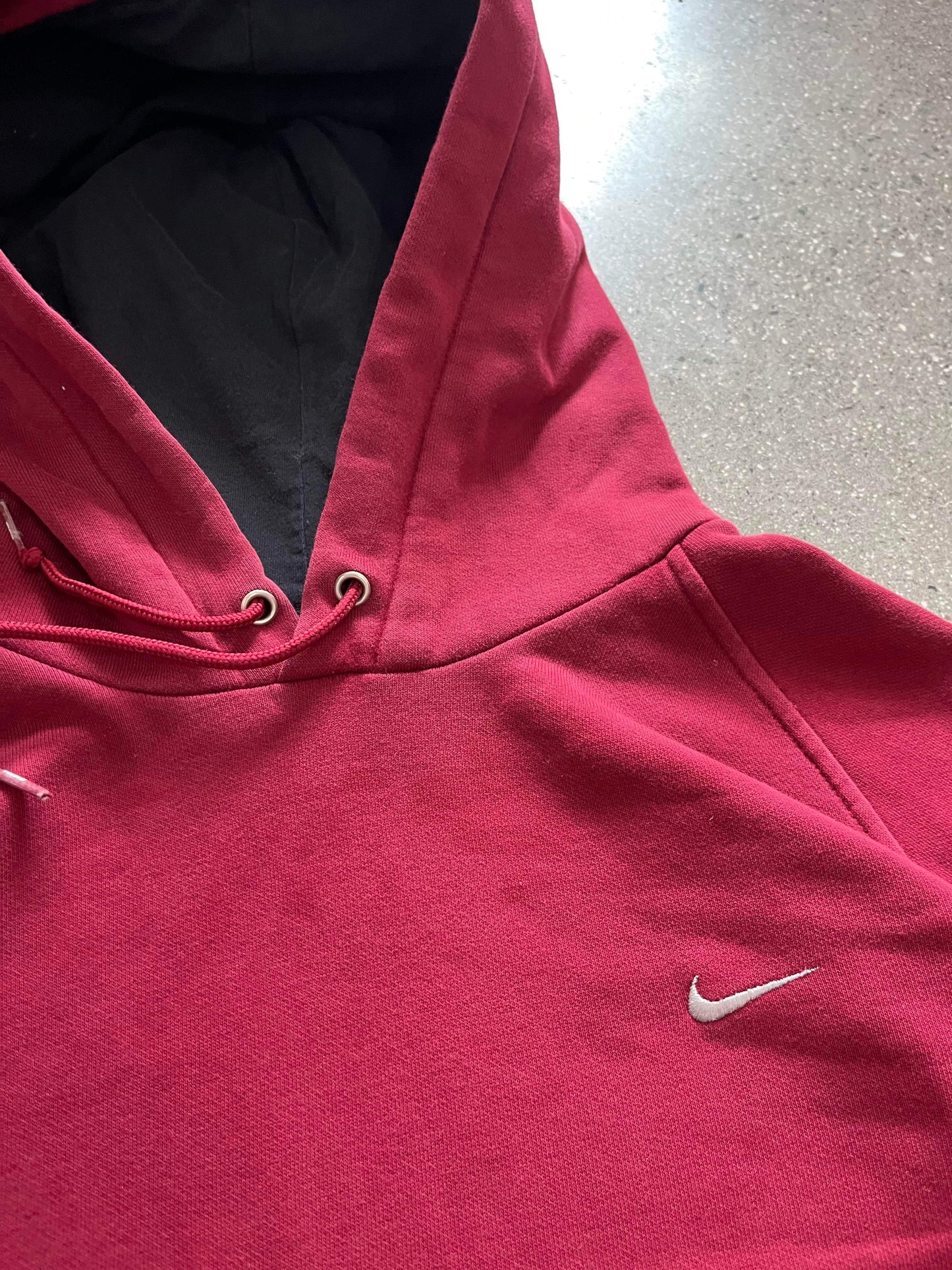 (XL/2X) 2000s Nike Red Hoodie