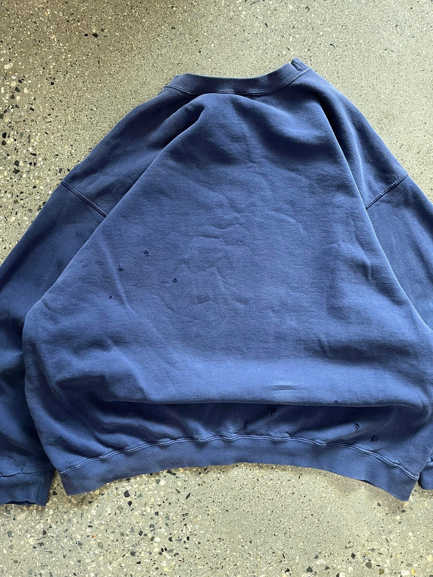 (2X) 90’s Nike Distressed Crewneck