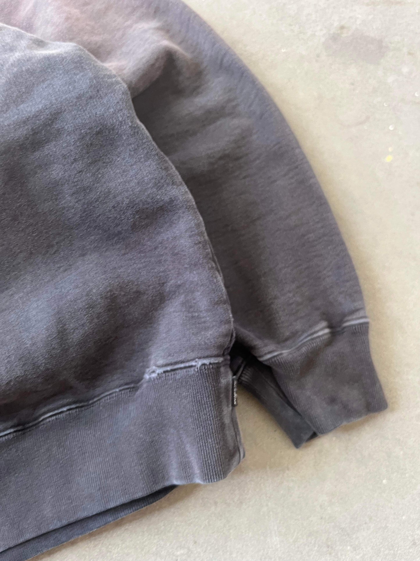 (S) Sunfaded Supreme Script Crewneck