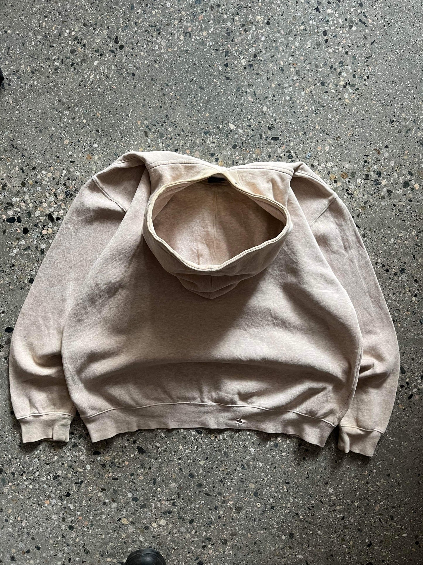 (L/XL) 90’s Stussy Distressed Bones Hoodie