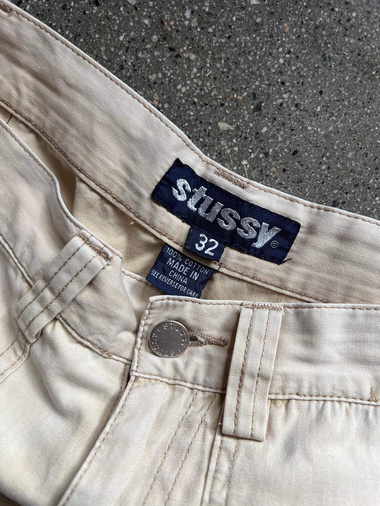 (32”) 90’s Japan Cream Stussy Cargos