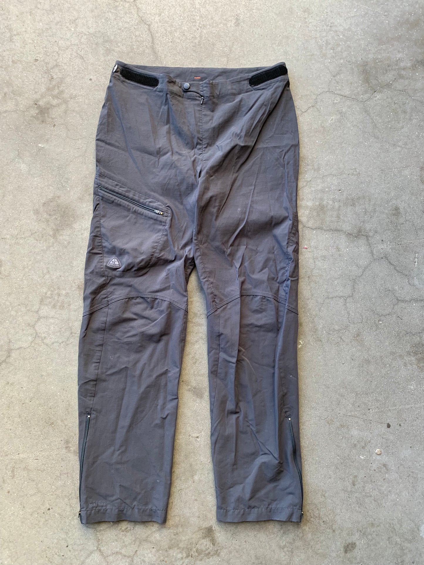 (L) Nike ACG Gorp Pant