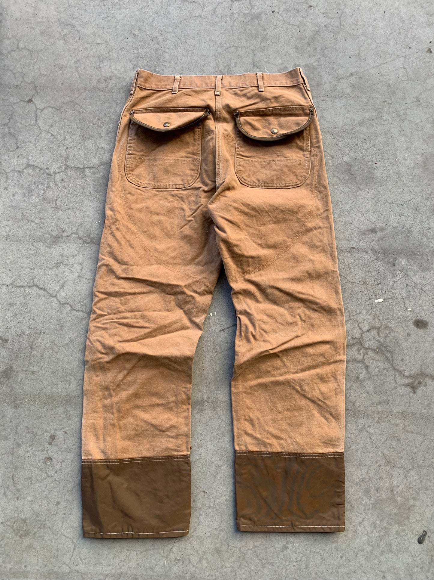 (32”) 80’s Carhartt Doubleknees