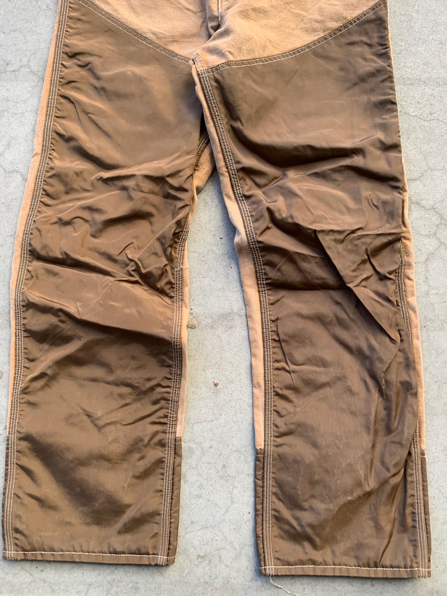 (32”) 80’s Carhartt Doubleknees