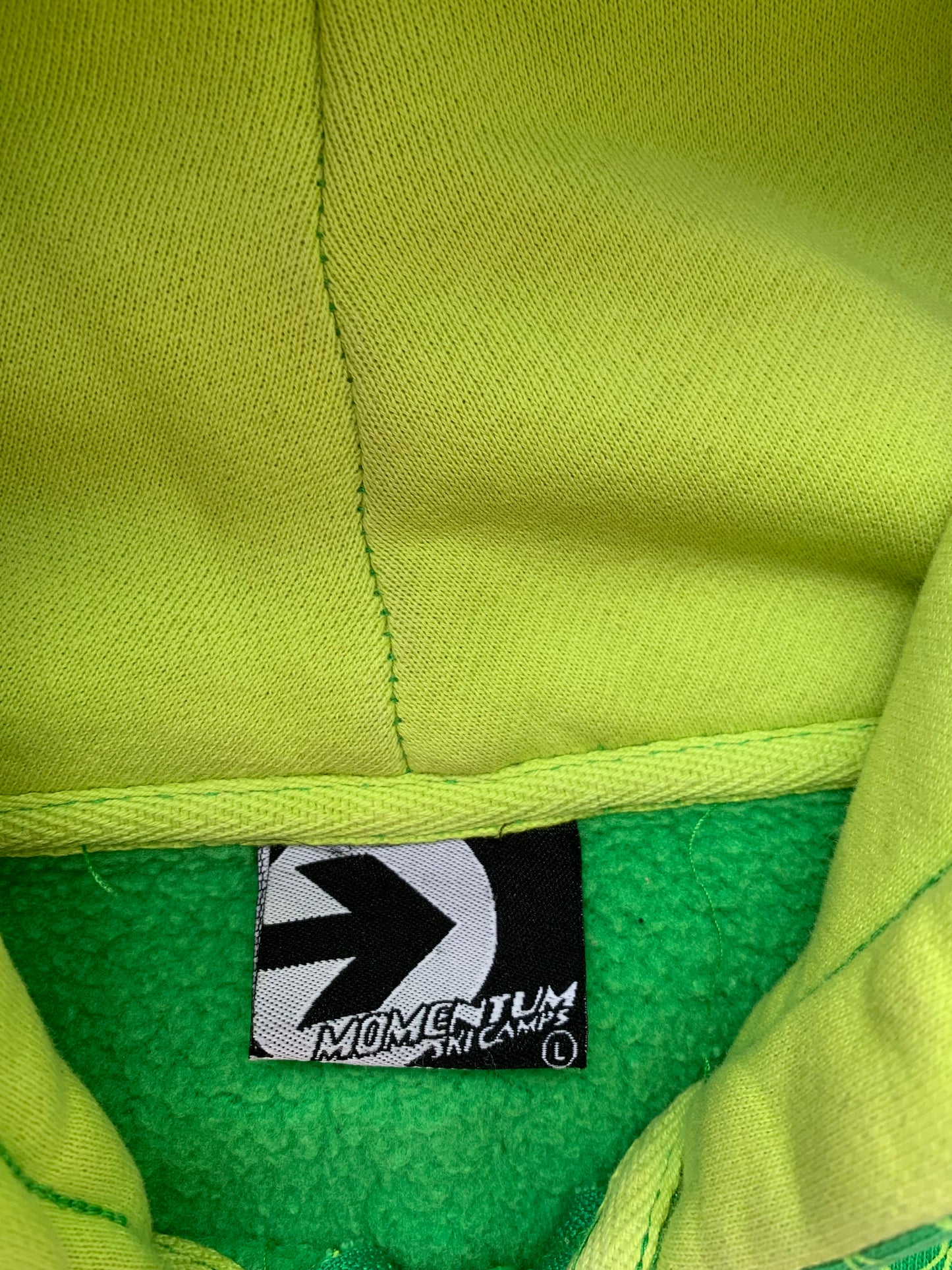 (L) 00’s Momentum Ski AOP Zip Up Hoodie