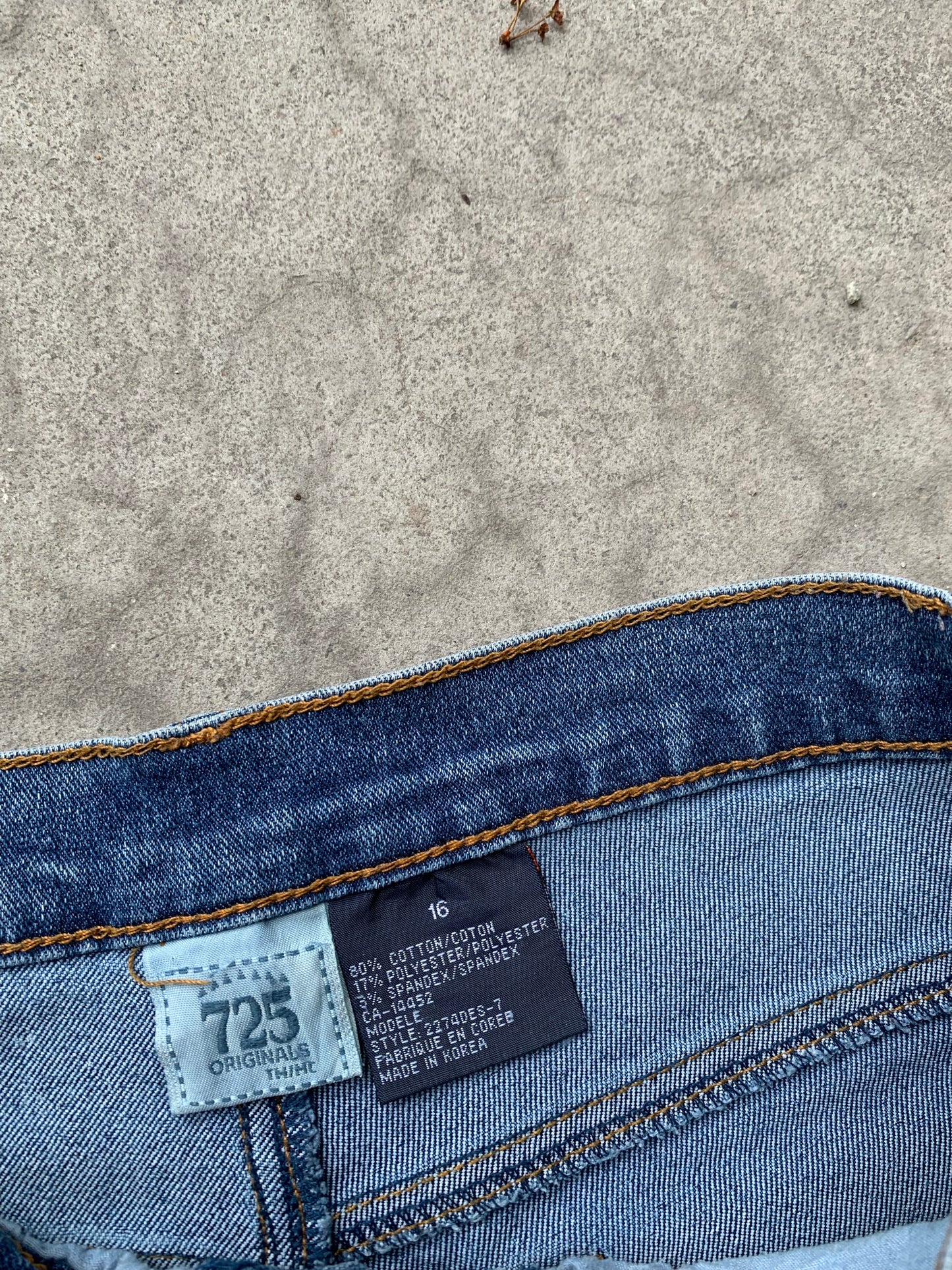 (26”) Y2K 725 Original Star Distressed Sunfaded Flares