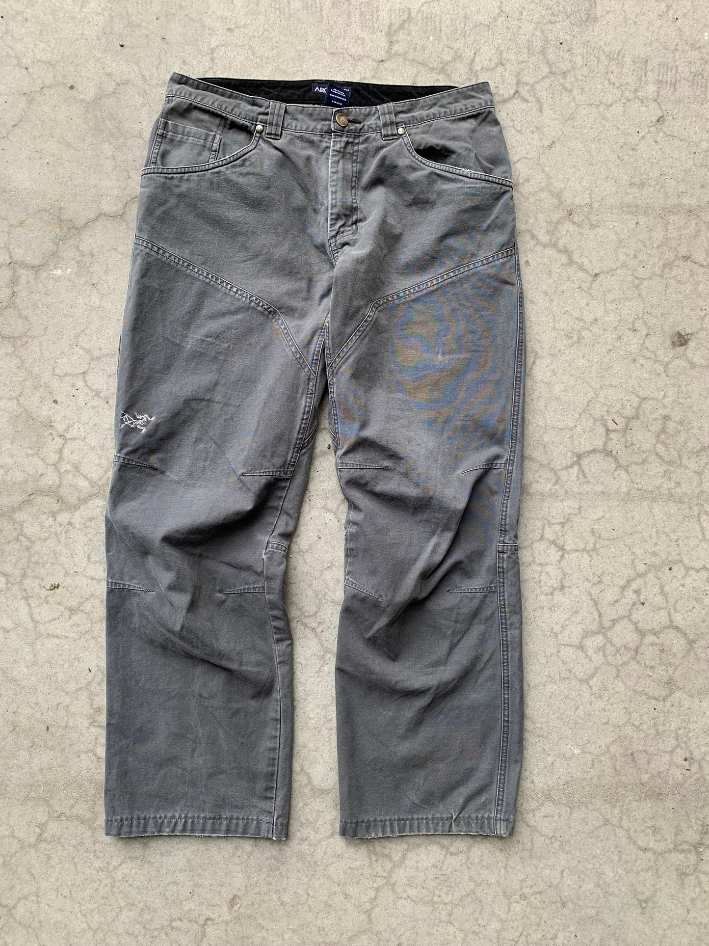 (32”) Arcteryx Grey Doubleknees Pants