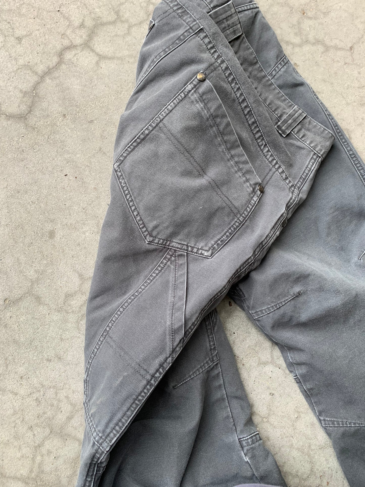 (32”) Arcteryx Grey Doubleknees Pants