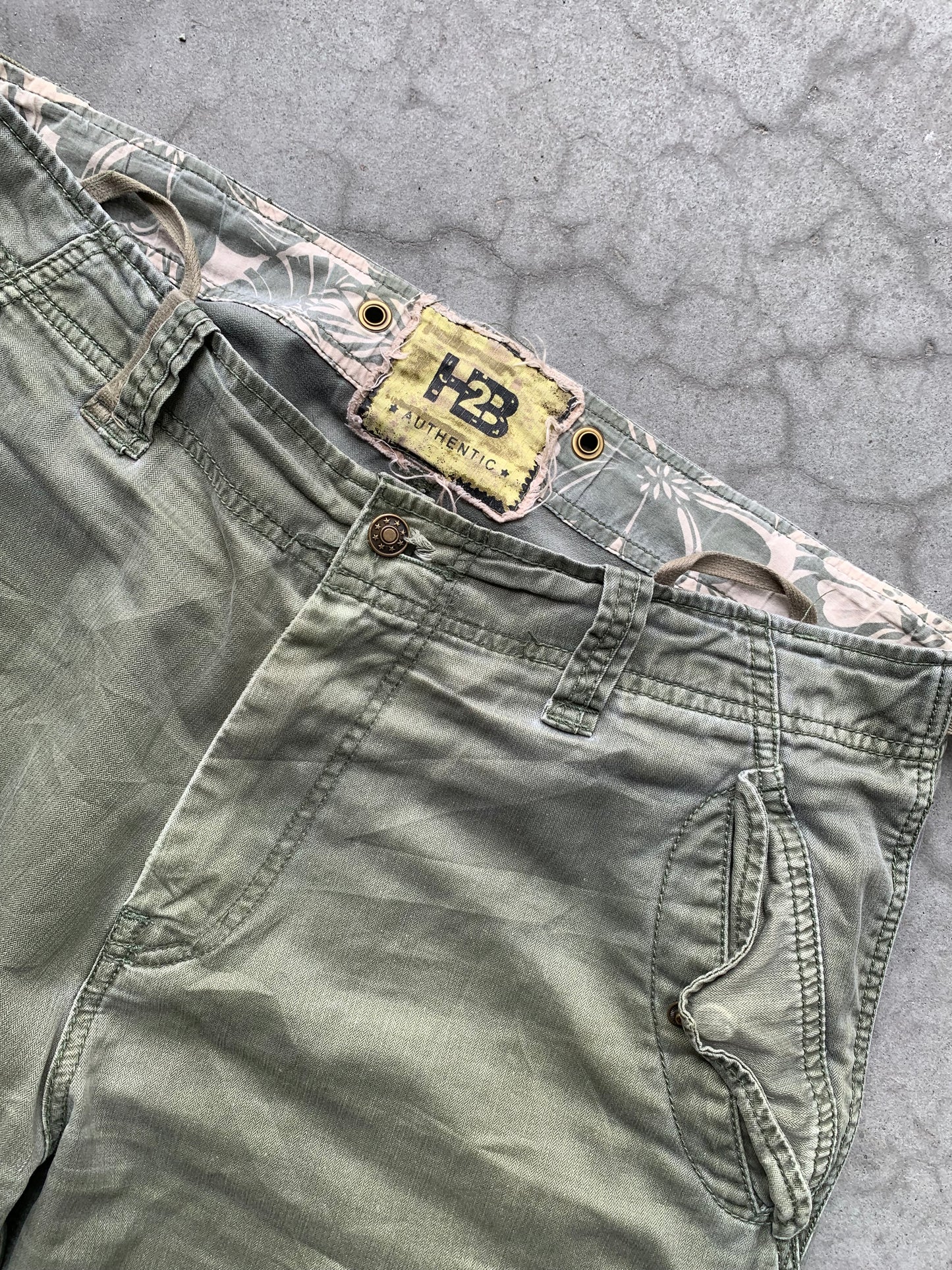 (38”) Vintage Military H2B Surplus Sunfaded Pants