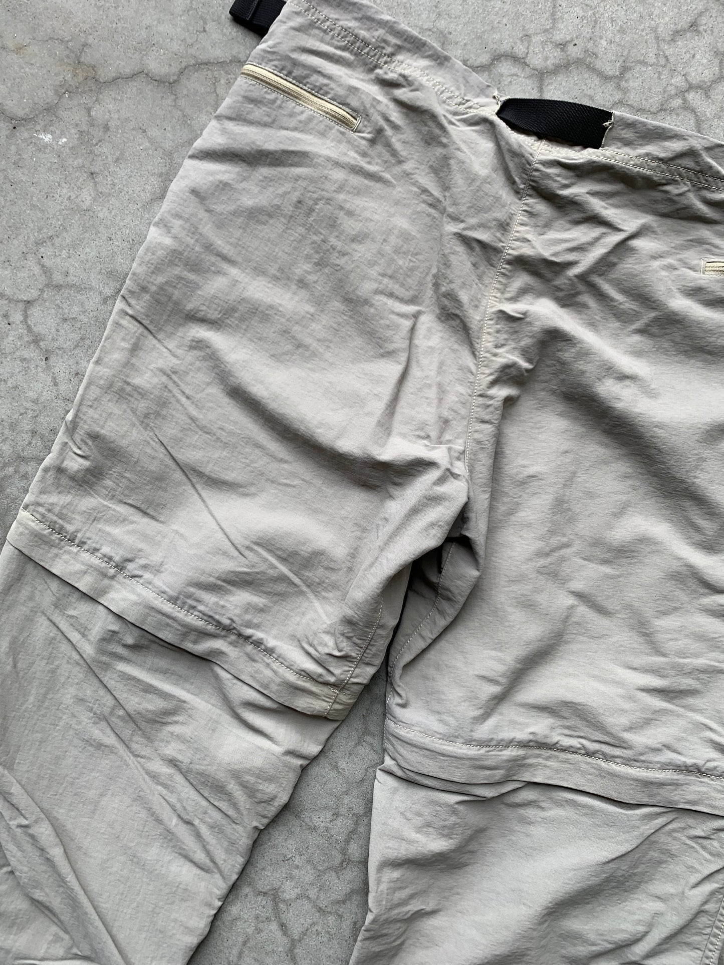 (38”) The North Face Nylon Hiking Pants