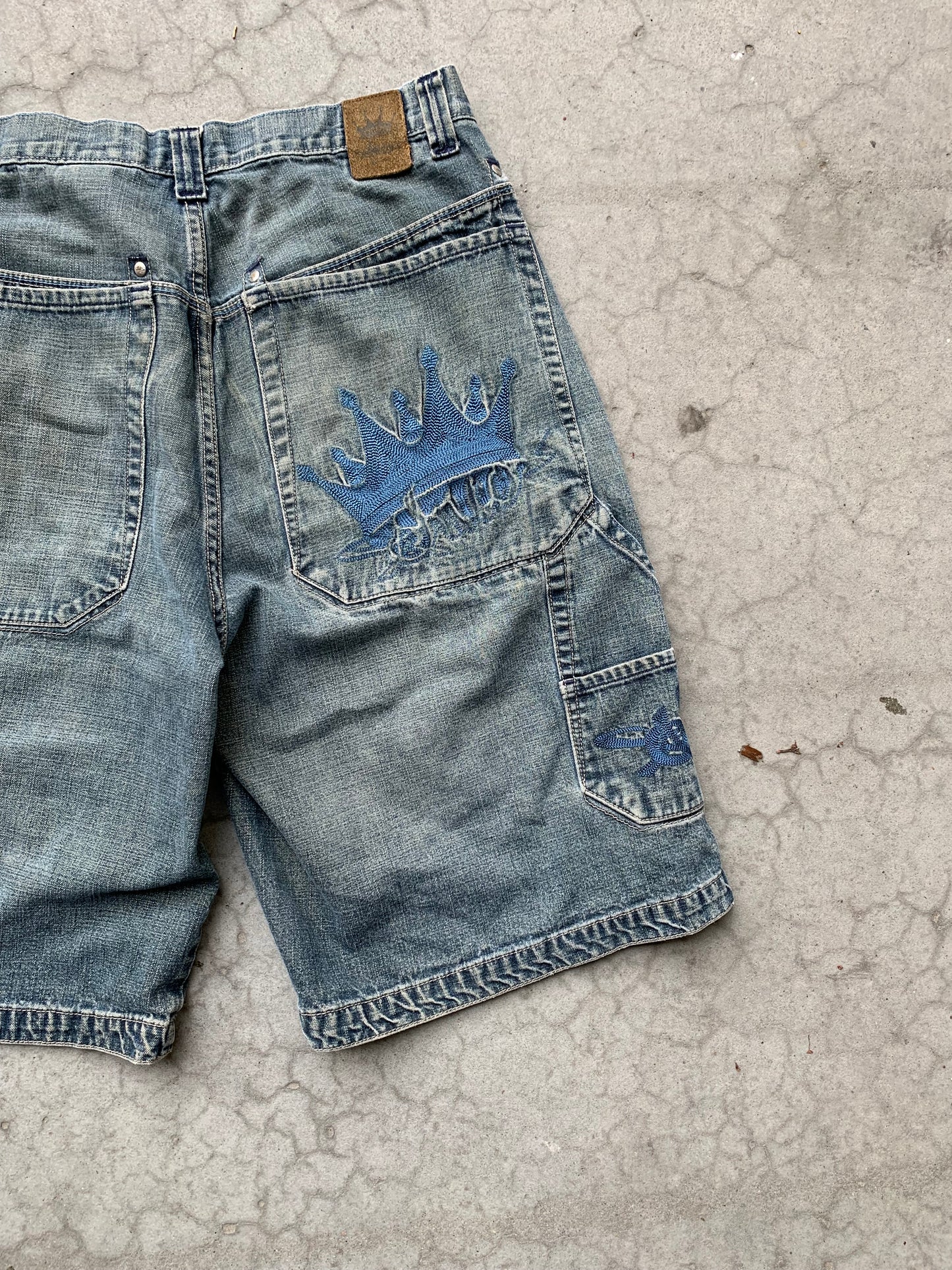 (34”) JNCO Baggy Carpenter Jorts