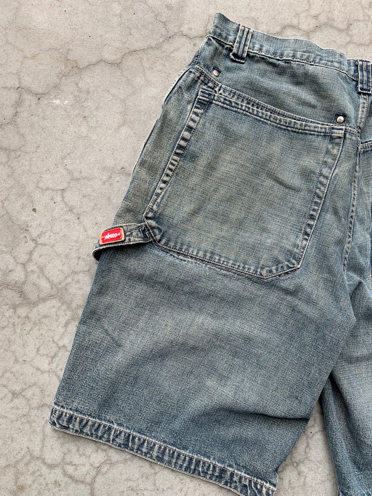 (34”) JNCO Baggy Carpenter Jorts