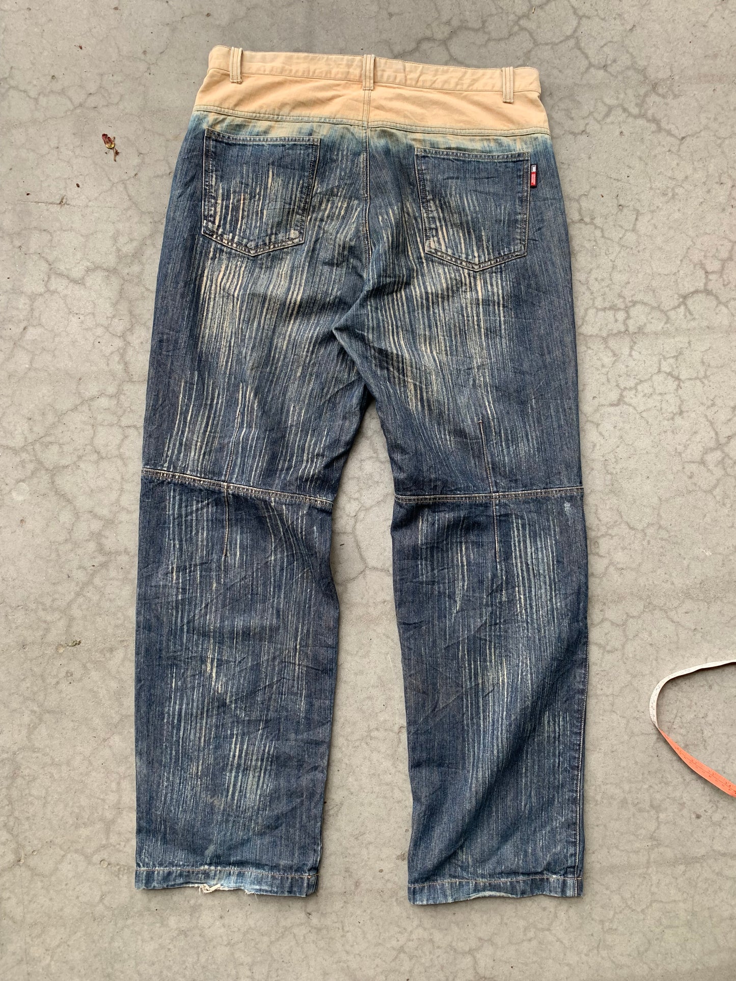 (38”) Y2K Fubu Sunfaded Baggy Denim