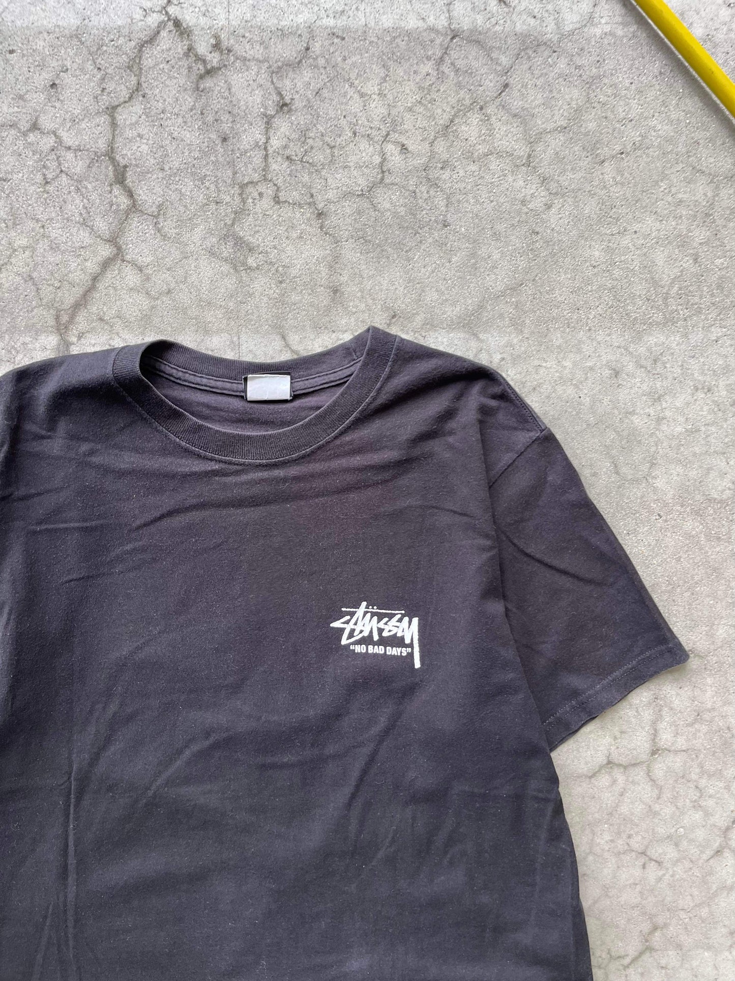 (M/L) Stussy No Bad Days Tee