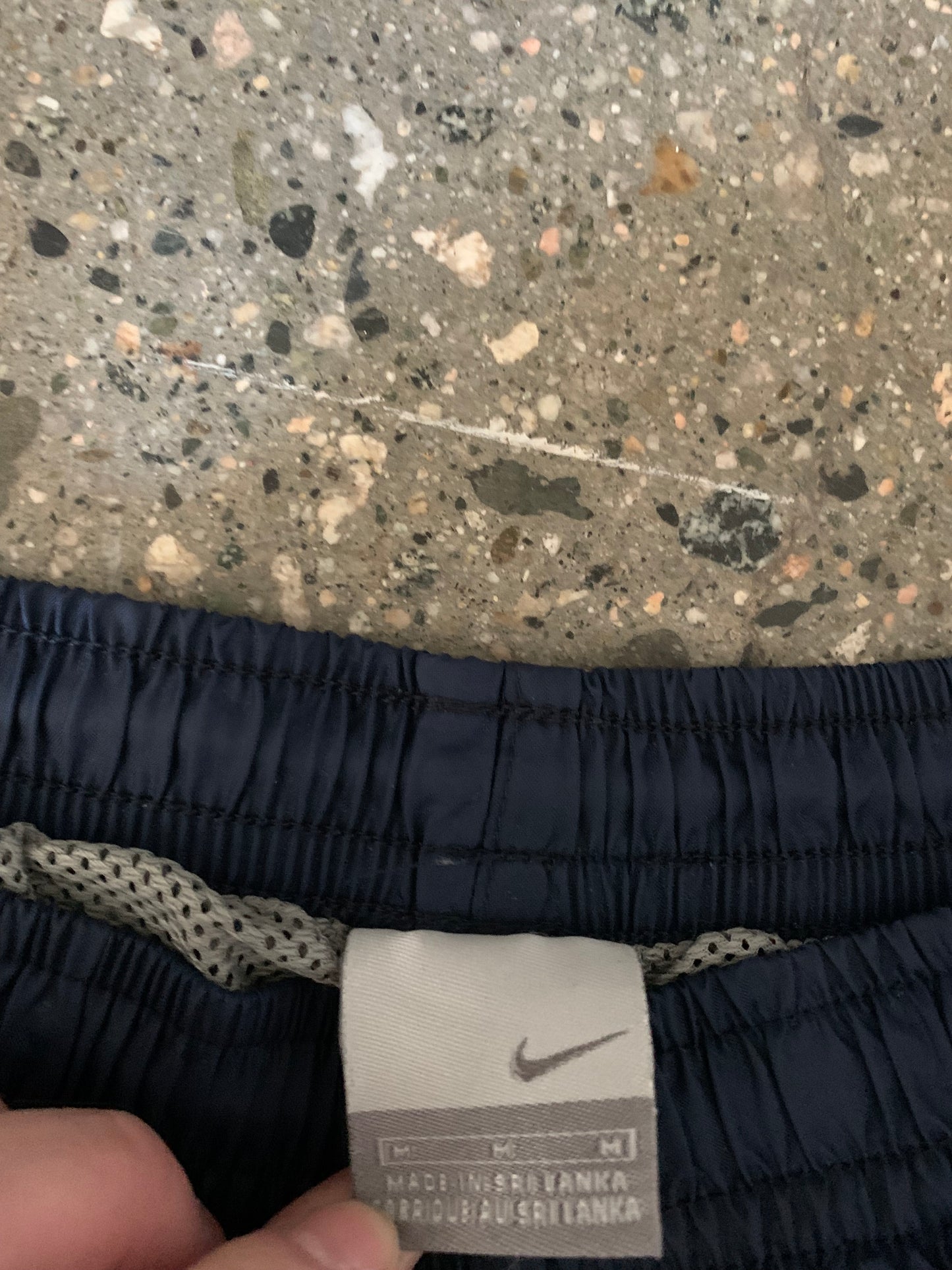 (26-28”) 2000s Nike Windbreaker Shorts