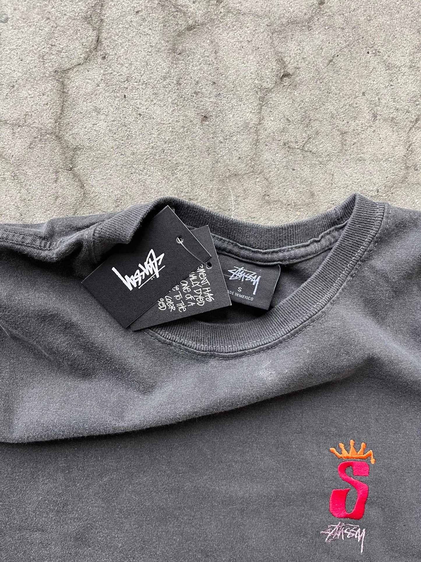 (S) BNWT Stussy Sunfaded S Tee