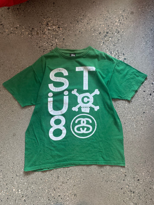 (L) Mid 2000s Stussy Spellout