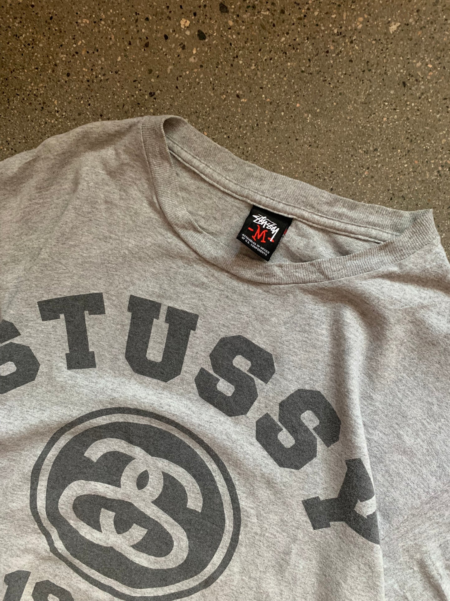 (S/M) Mid 2000s Stussy Grey Tee