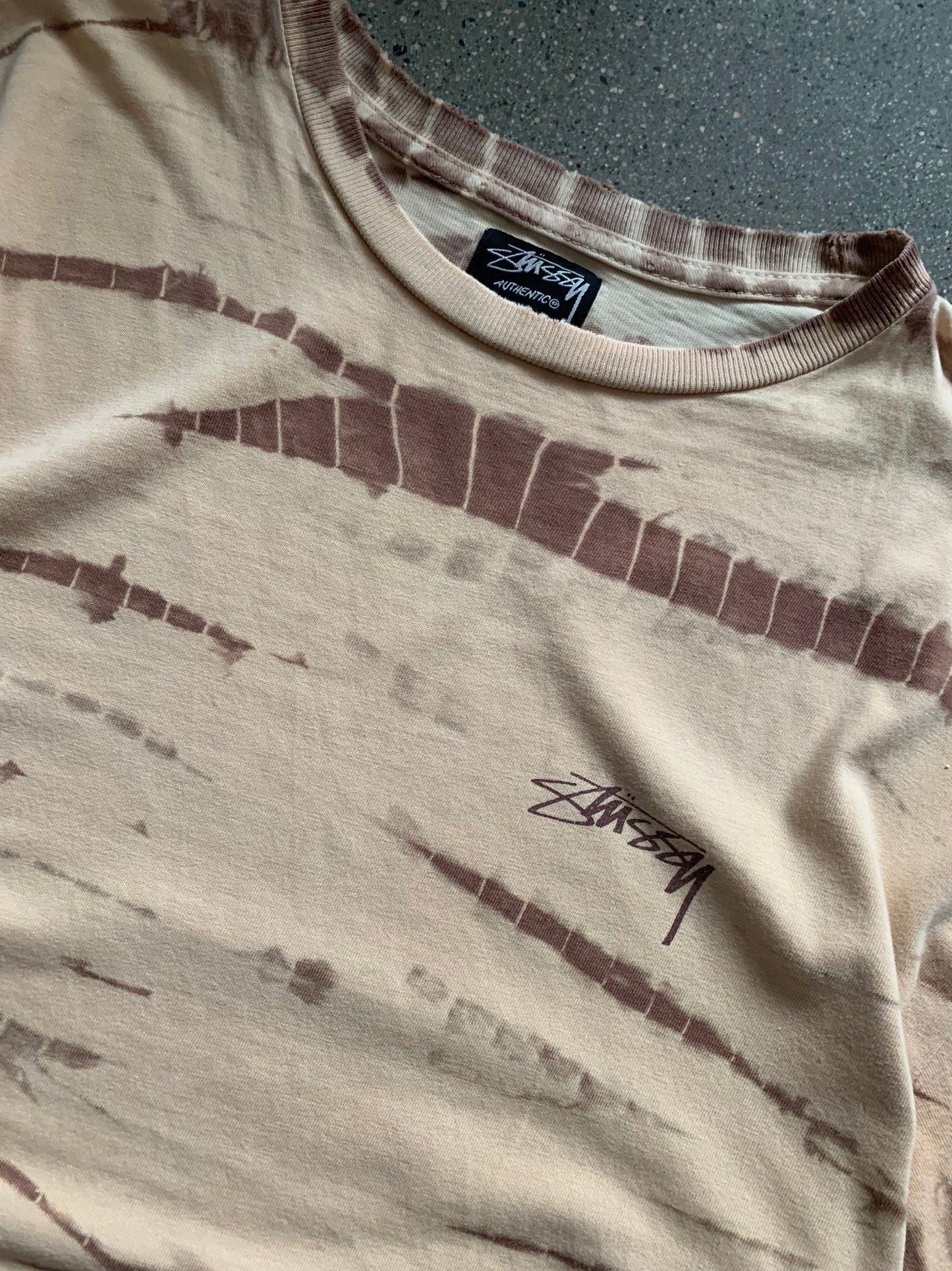 (XL/2X) 2000s Stussy Cream Bleached Tee
