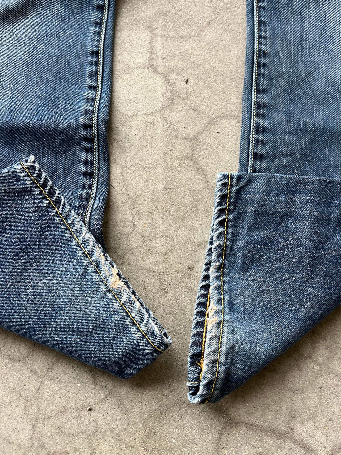 (32”) Ed Hardy Script Jeans – BALDYLOX VINTAGE