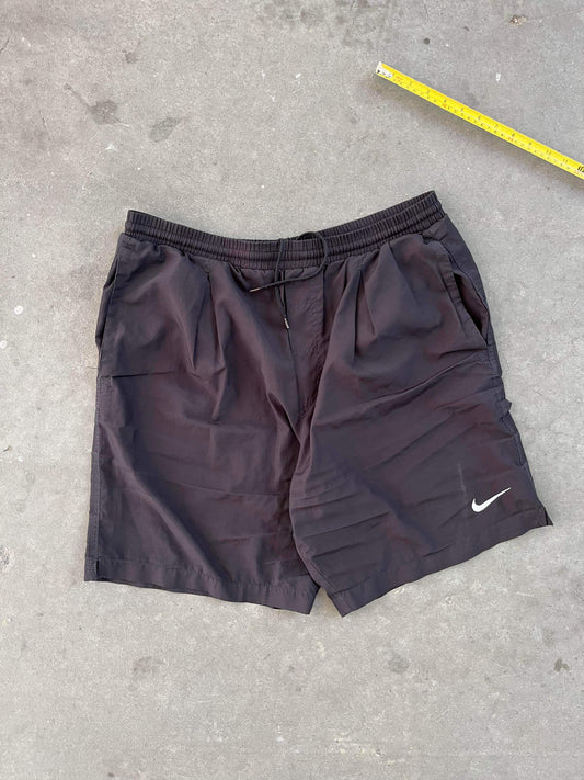(34”) Nike Swoosh Shorts