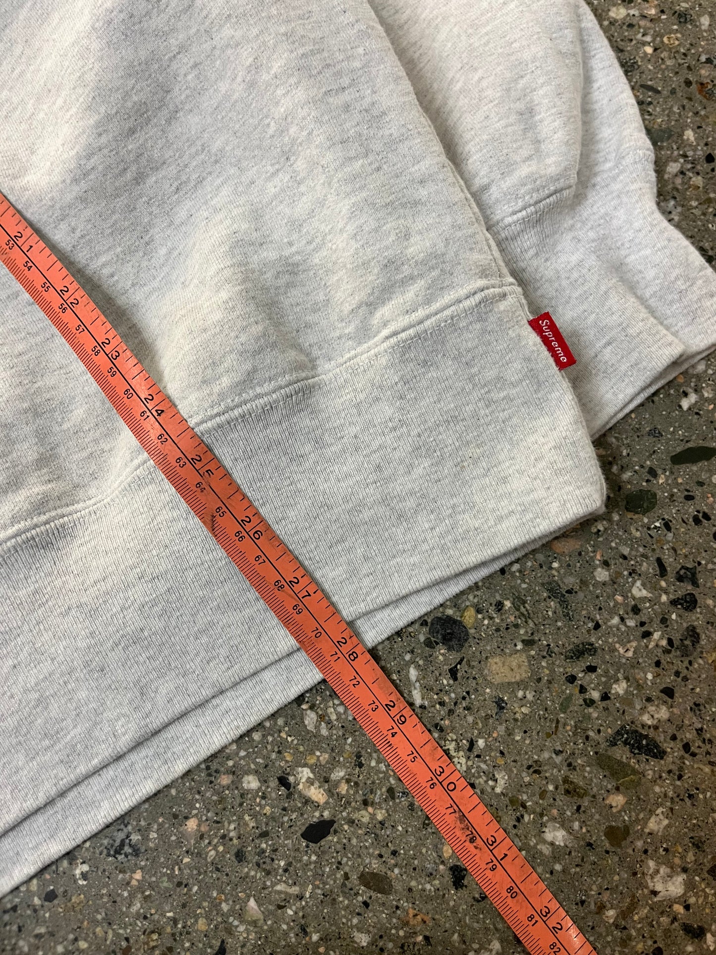 (L/XL) Supreme Thick Small Box Logo Sweater