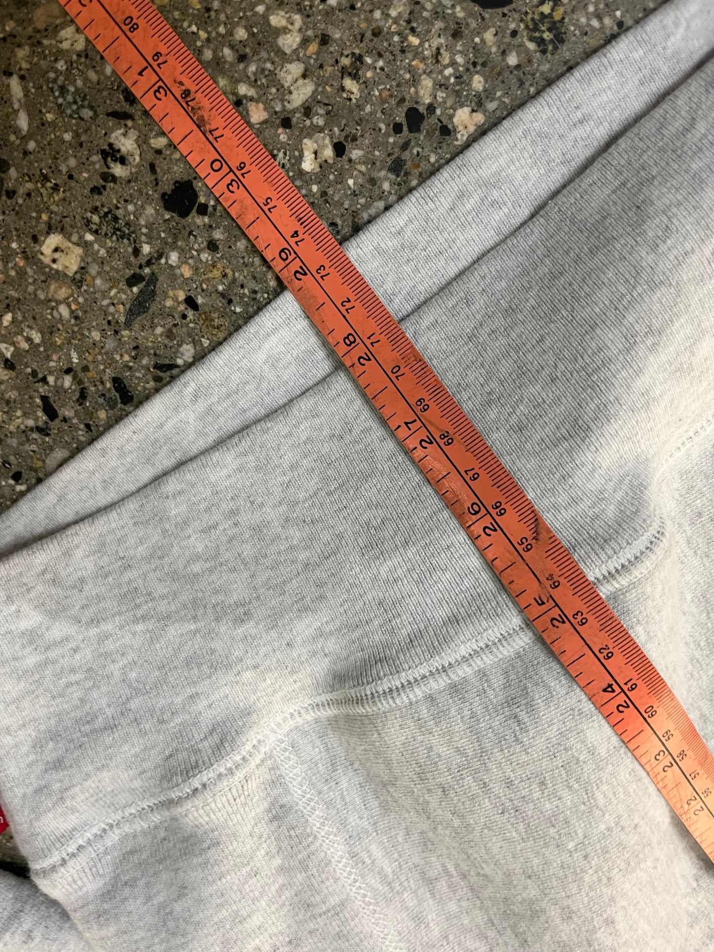 (L/XL) Supreme NYC Osaka Sweater